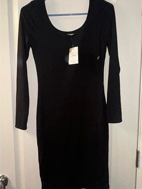 Forever 21 Black Long Sleeve Scoop Neck Bodycon Dress